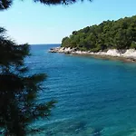Lana * Pula