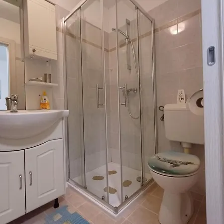 Lana Apartmán *