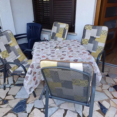 Lana Apartmán
