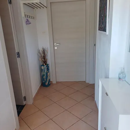 Lana Apartman *